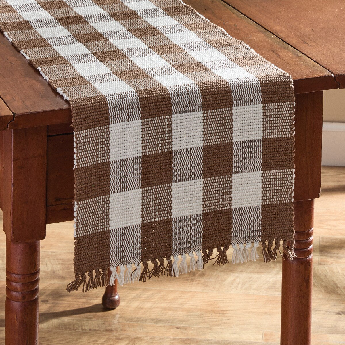 Wicklow Table Runner Yarn 36" L- Brown And Cream