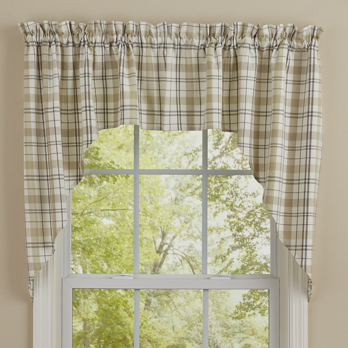 In The Meadow 36" Swags