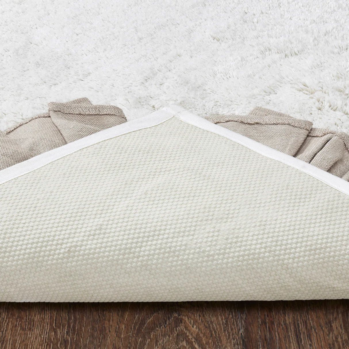 Ashmont Premium Bathmat with Non-Slip Backing 27 inch x 48 inch