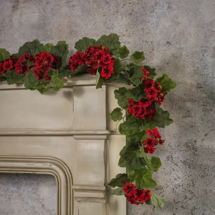 6' Red Geranium Garland