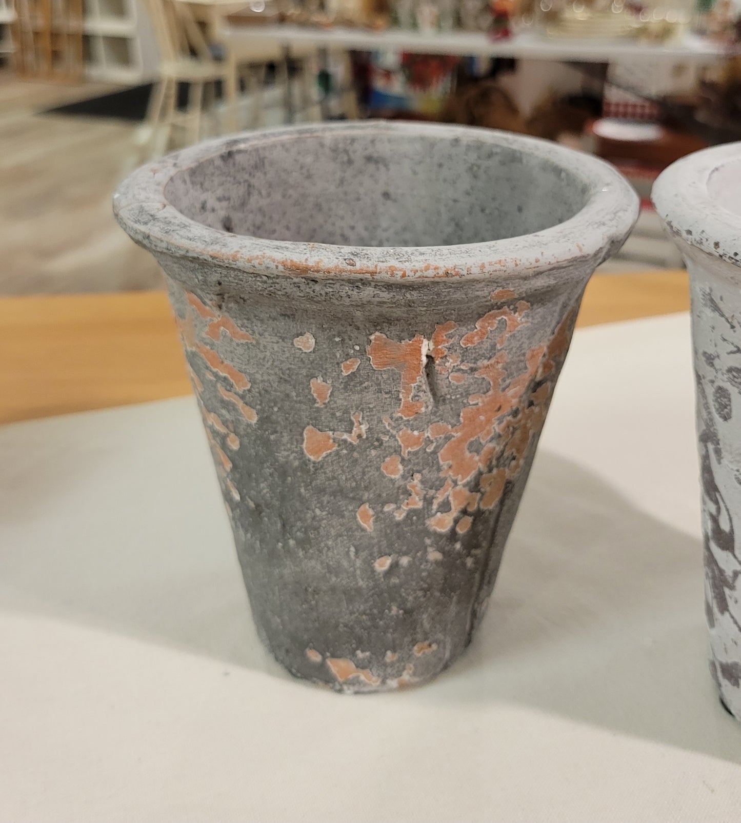 6" Clay Planter, Distressed