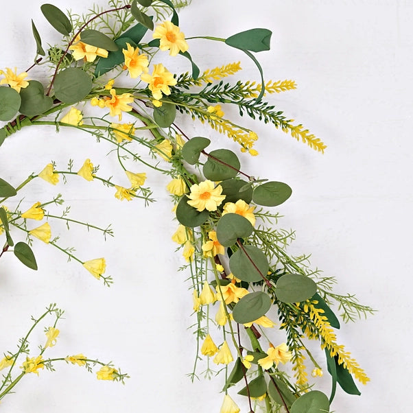 Yellow Wild Daylily Garland With Leaves