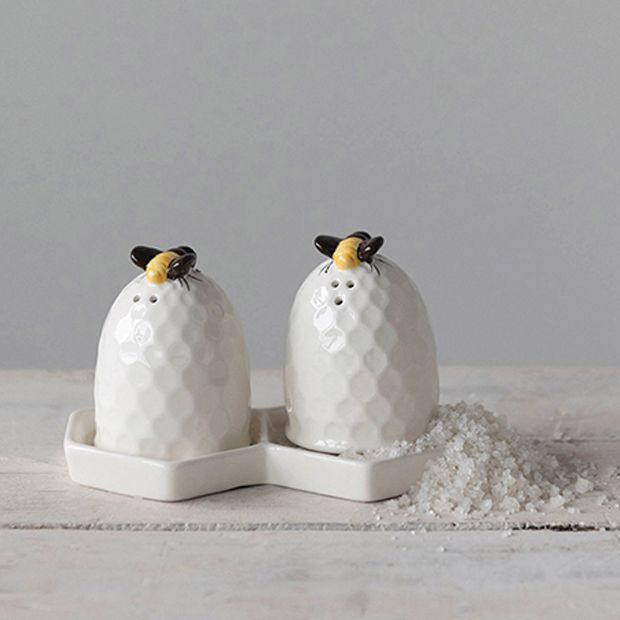 Ceramic Beehive Salt and Pepper Set with Tray