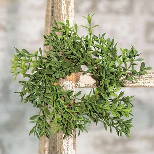 New England Boxwood Candle Ring