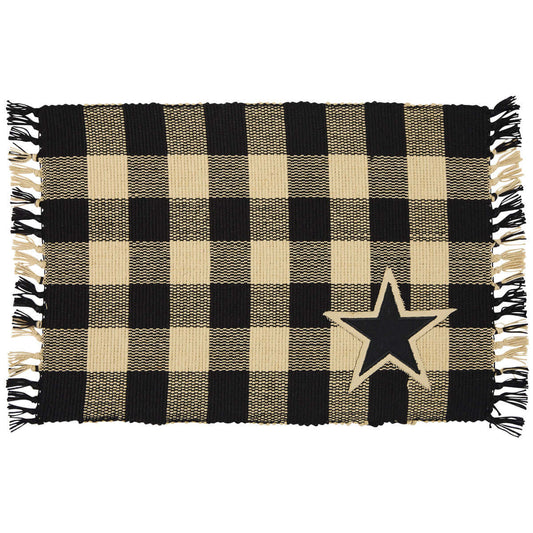 Wicklow Star Yarn Placemat in Black & Tan